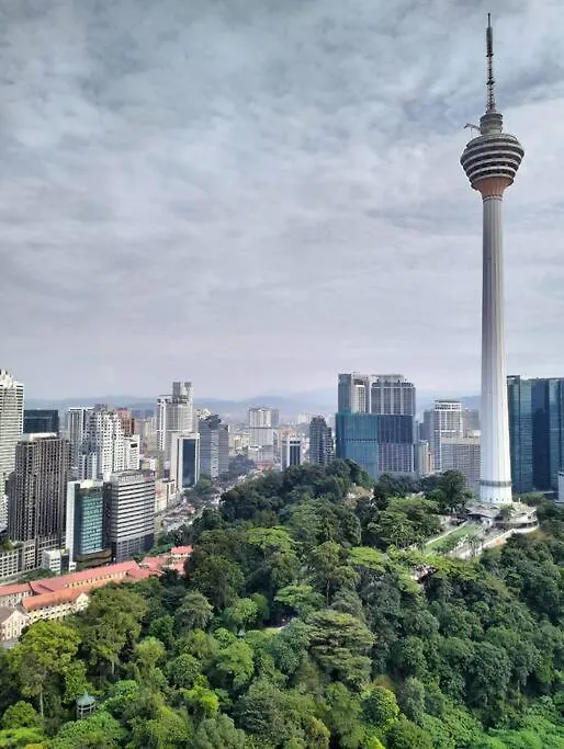 Klcc Towerviewsty5Pax At Ceylonzsuites Kuala Lumpur